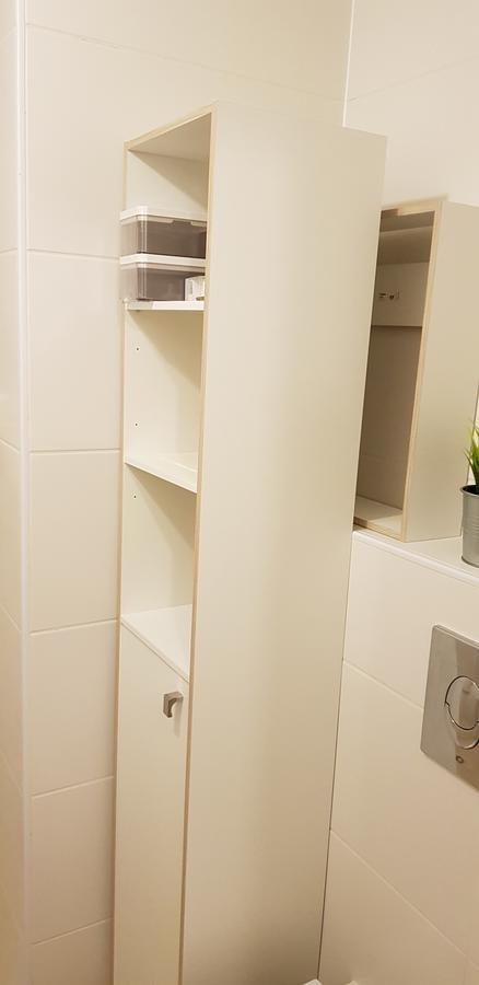 Private Bed/Bathroom In Netanja Exterior foto